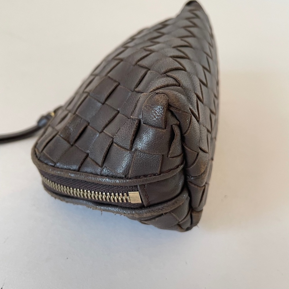 Bottega Veneta Intrecciato Brown leather small pouch cosmetic case mini bag - Picture 9 of 16